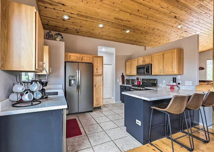 Holiday home 'elkwood Lodge' W/ Hot Tub In Star Valley!