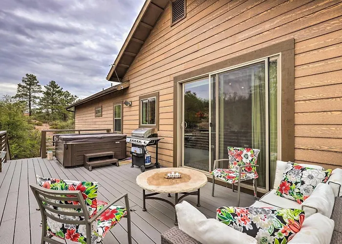 Holiday home 'elkwood Lodge' W/ Hot Tub In Star Valley! *
