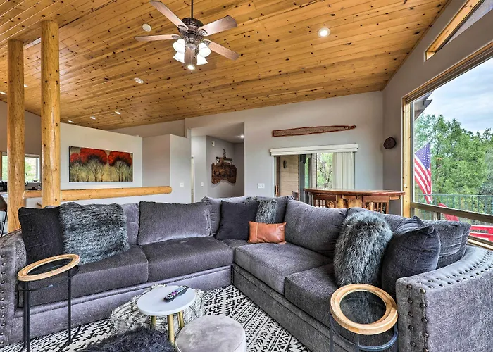 Holiday home 'elkwood Lodge' W/ Hot Tub In Star Valley!
